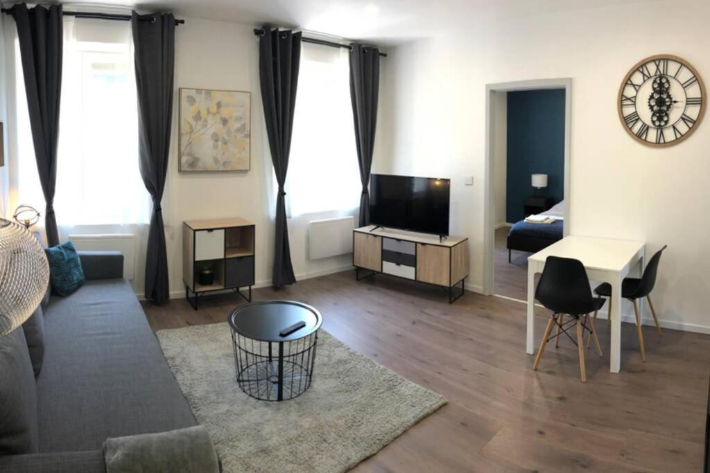 S'Capades 2 Mulhouse - Wifi Netflix Apartment ภายนอก รูปภาพ