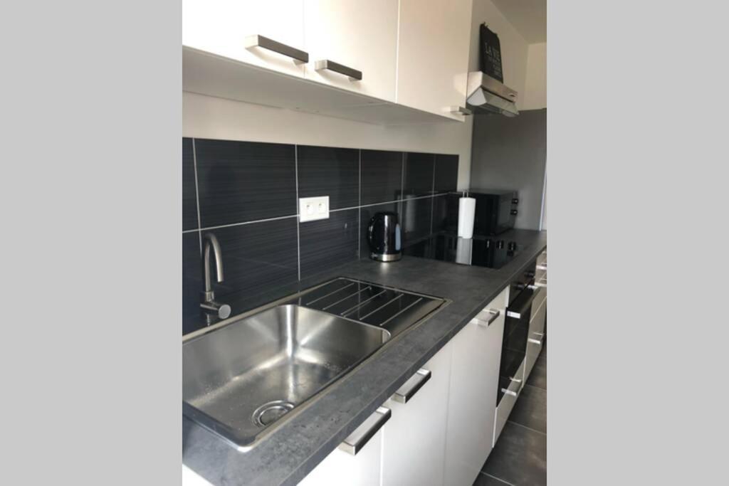 S'Capades 2 Mulhouse - Wifi Netflix Apartment ภายนอก รูปภาพ